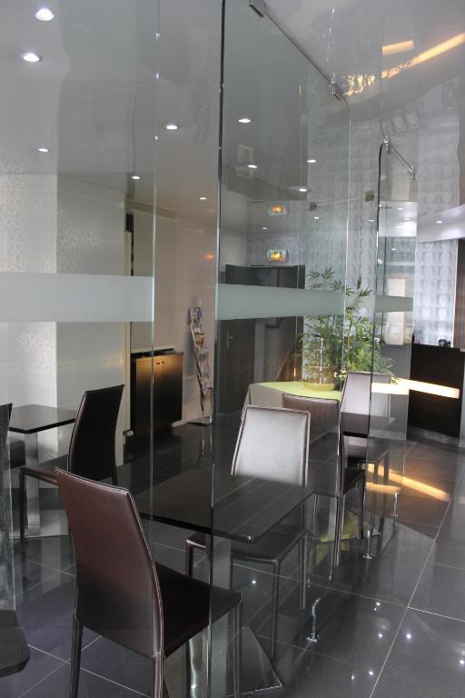 Hotel The Originals Du Grand Monarque Nantes Gare Εξωτερικό φωτογραφία