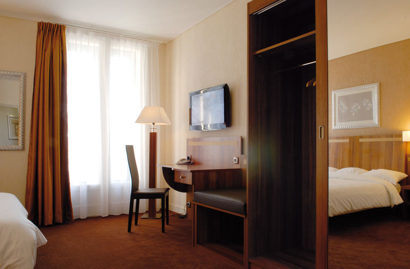 Hotel The Originals Du Grand Monarque Nantes Gare Εξωτερικό φωτογραφία